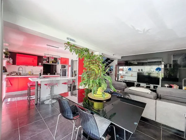 Maison 4 pièces 82 m²
