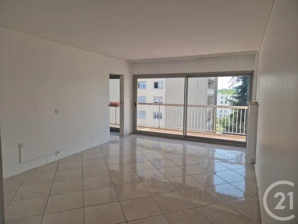 Appartement 4 pièces 90 m²