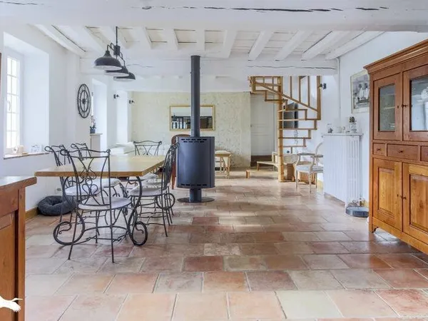 Maison 7 pièces 190 m²