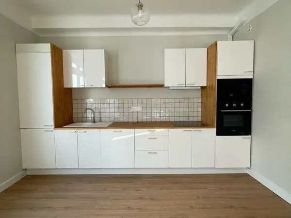 Superbe T4 refait à neuf + terrasse 30 m²