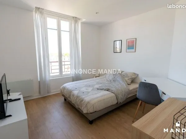 Chambre 4 pièces 11 m²