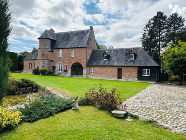 Maison 8 pièces 271 m²