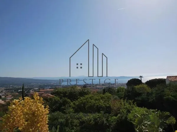 Appartement type 3 grande terrasse vue mer, garage et parking