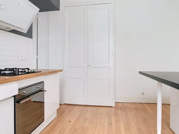 Propriété 4 pièces 101 m²