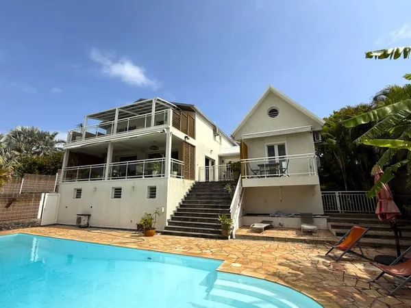 Superbe villa 350 m2 Boucan Canot vue mer