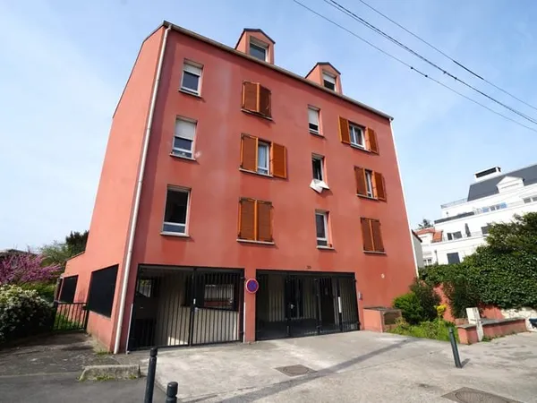 Blanc-Mesnil limite Drancy