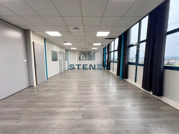 LOCATION-BUREAUX-AIX-EN-PROVENCE-114M²