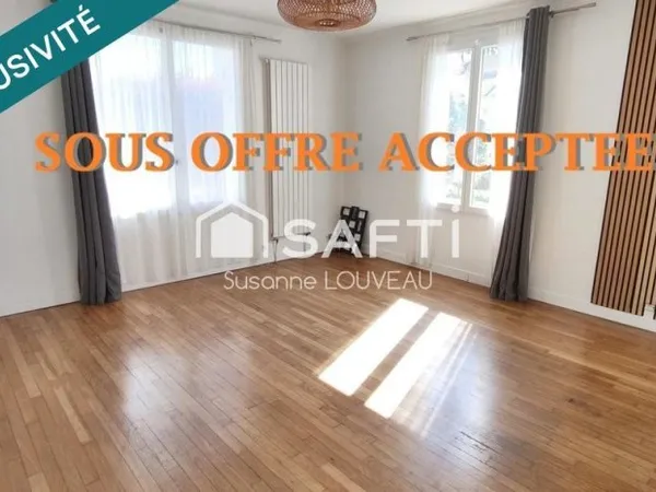 Triplex comme une petite maison avec un grand air