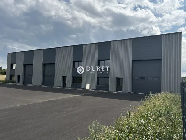 Local commercial 951 m²