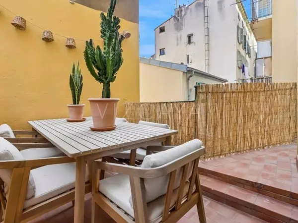 Charmant 3 pièces au Port de Nice avec terrasse