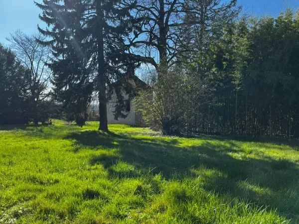 Terrain 400 m²