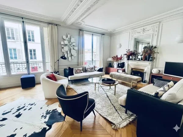 Appartement 6 pièces 178 m²