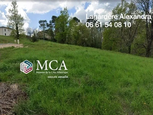 Terrain 550 m²