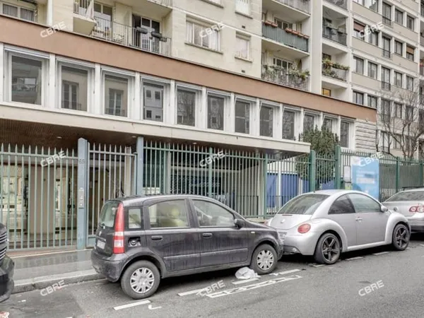 Bureaux 938 m²