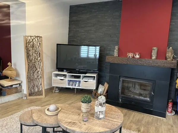 Maison Vente Sebourg 8p 109m² 304000€