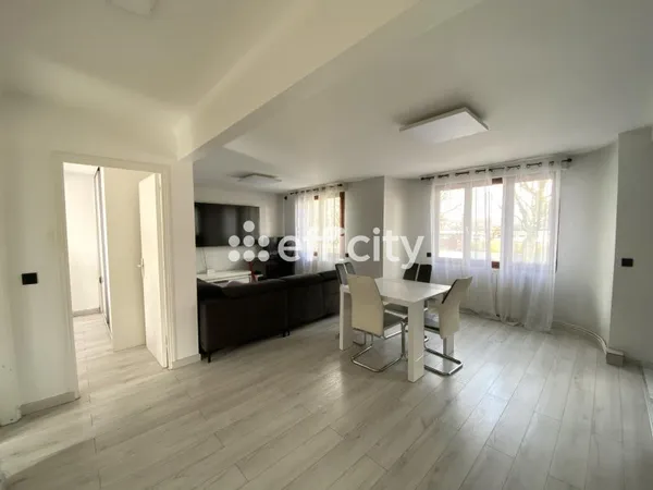 Maison 3 pièces 94 m²
