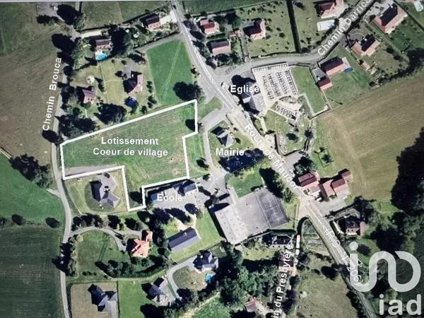 Terrain 7896 m²