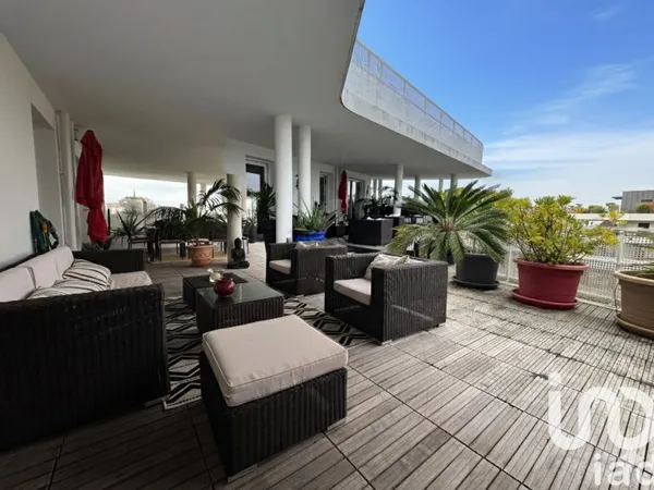 Appartement 4 pièces 143 m²
