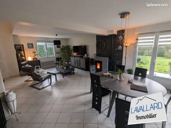 Propriété 6 pièces 134 m²