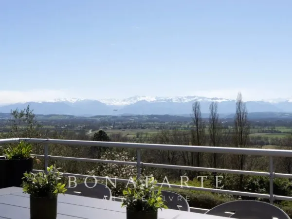 MORLAÀS - MAISON CONTEMPORAINE - VUE PANORAMIQUE PYRENEES