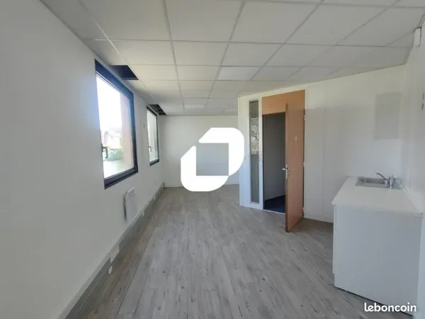 Bureaux 240 m²