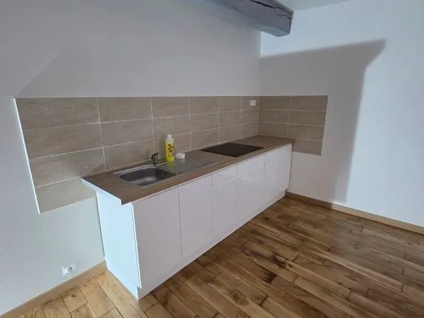 Appartement Location Nîmes 3p 26m² 410€