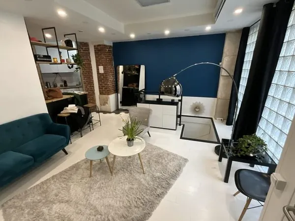 Paris XVIII - Appartement esprit loft avec cour intérieure - Sim