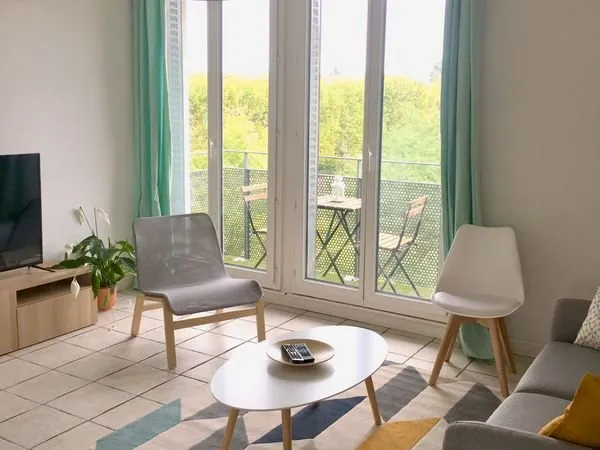 Chambre meublée dans colocation moderne tout compris