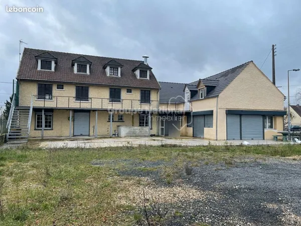 Immeuble 21 pièces 540 m²