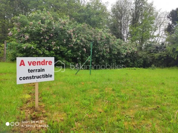 Terrain 855 m²