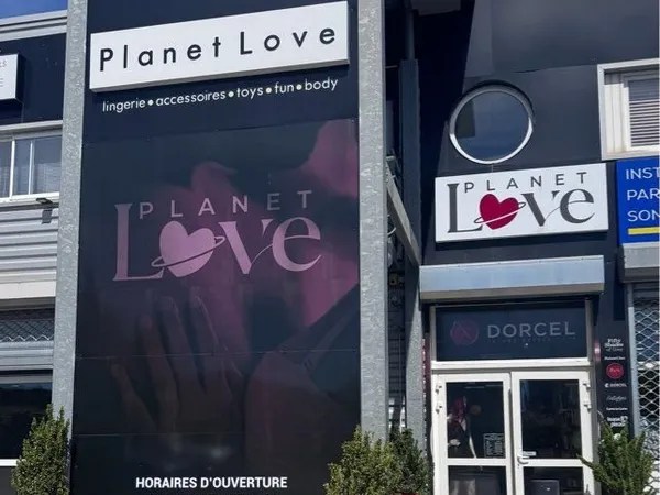 Loveshop haut de gamme 90m2
