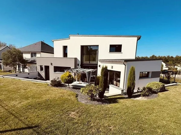 Maison 7 pièces 200 m²