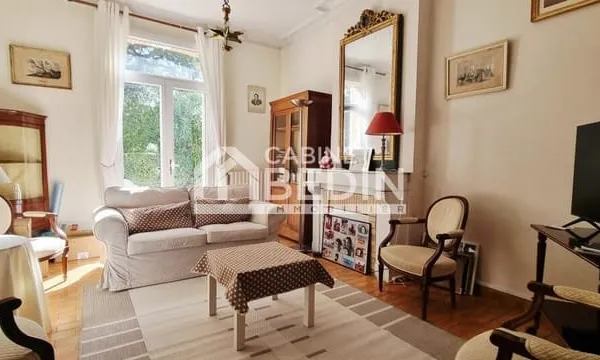 Maison 8 pièces 170 m²