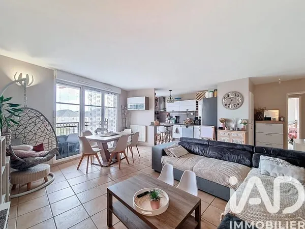 Appartement 4 pièces 97 m²