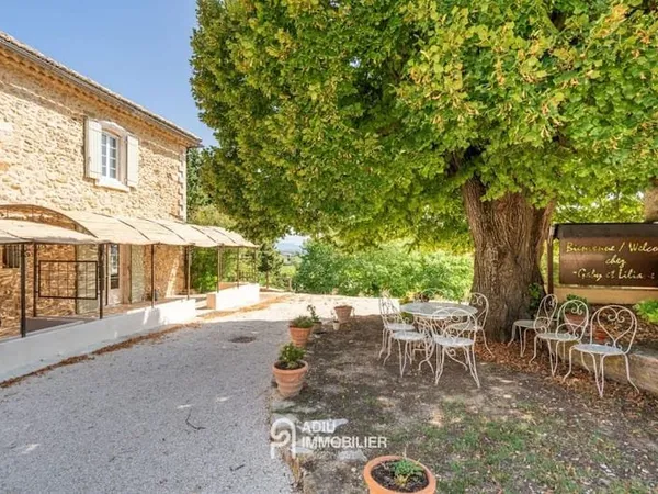Maison 7 pièces 158 m²