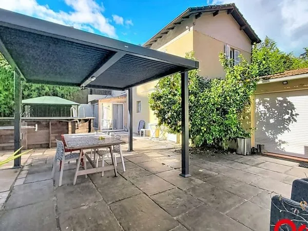Maison 5 pièces 139 m²