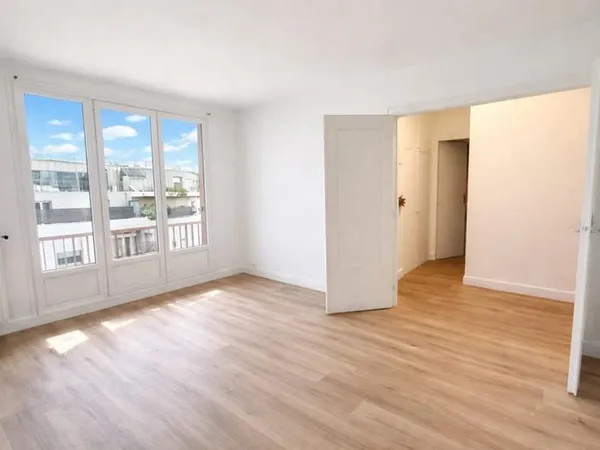 Rare à Bondy Centre : T1 29m2 avec cuisine séparée