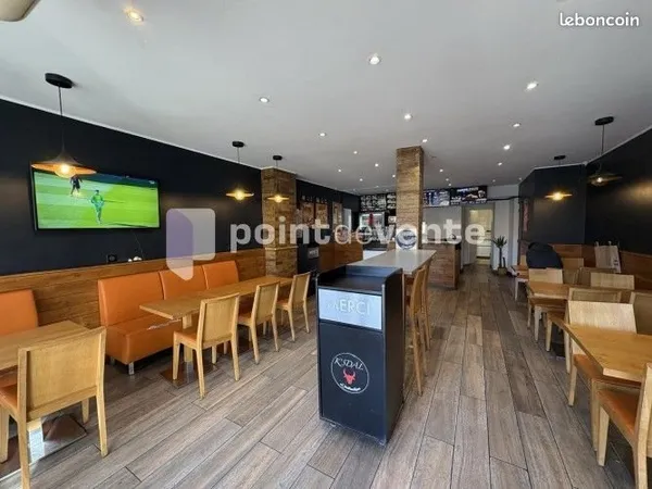 Fonds de commerce 145 m²