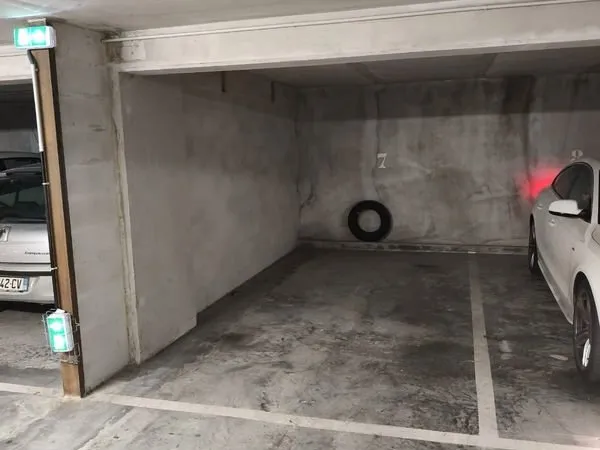Place parking securise