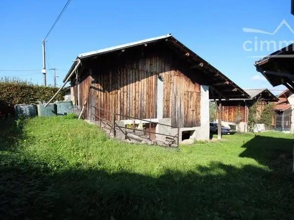 Maison 2 pièces 200 m²