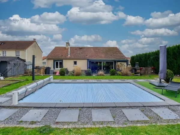 Maison de 6 pièces de 96 m² à Colligny-Maizery