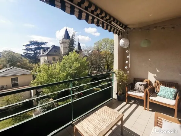 Appartement 6 pièces 110 m²