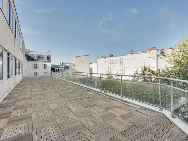 Bureaux 713 m²