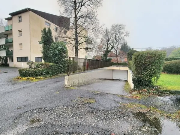 Parking/Garage 14 m²