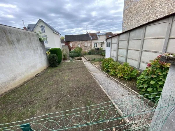 Terrain constructible 200 m²