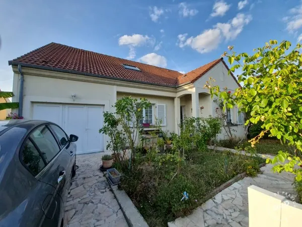 Maison 8 pièces 136 m²