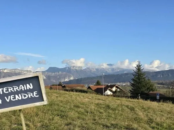 Terrain constructible 2100 m²