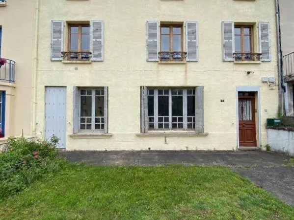 Maison 300 m² ? Jardin ? Hangar ? Fort potentiel investissement