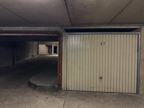 Parking 11 m²