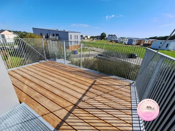 A VENDRE - LE RHEU- APPARTEMENT T3 DE 63,40m² dernier étage